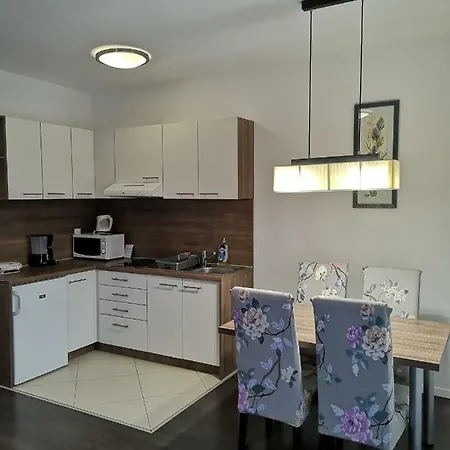 City Lani 4 Apartament